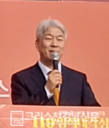 강사 김문훈 목사(포도원교회)