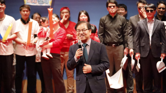 고현교회가 지난 4월 26일 '너는 꽃이야!'를 주제로 개최한 제22회 예수사랑축제 시즌1 모습.