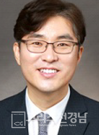 이채웅 담임목사