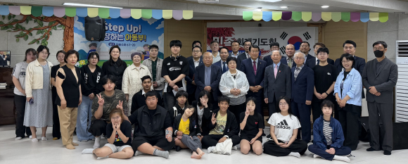 지난 5월 23일 오전 창원 명서로에 위치한 임마누엘교회에서 '제35회 나라와 민족을 위한 특별 회개 기도회'가 성황리에 개최됐다.
