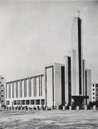 1985년 건축한 교회당